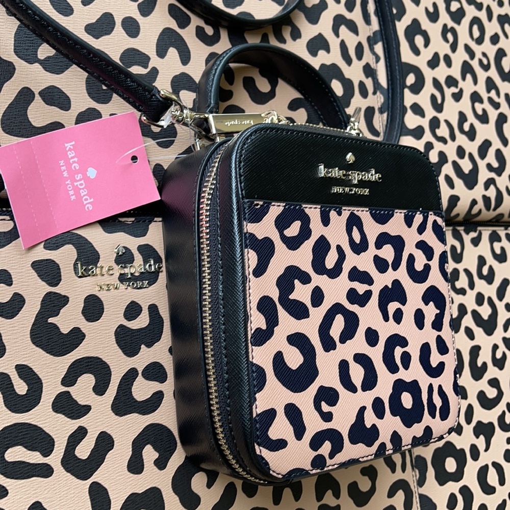 Kate Spade daisy graphic leopard vanity crossbody - Picture 2 of 16